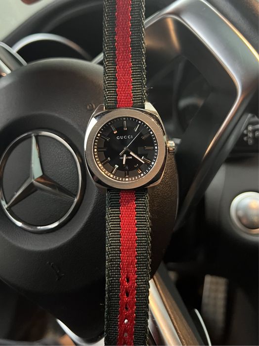 Gucci годинник новий