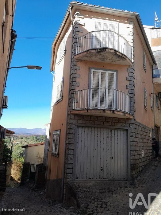 Casa / Villa T2 em Silvares de 162,00 m2