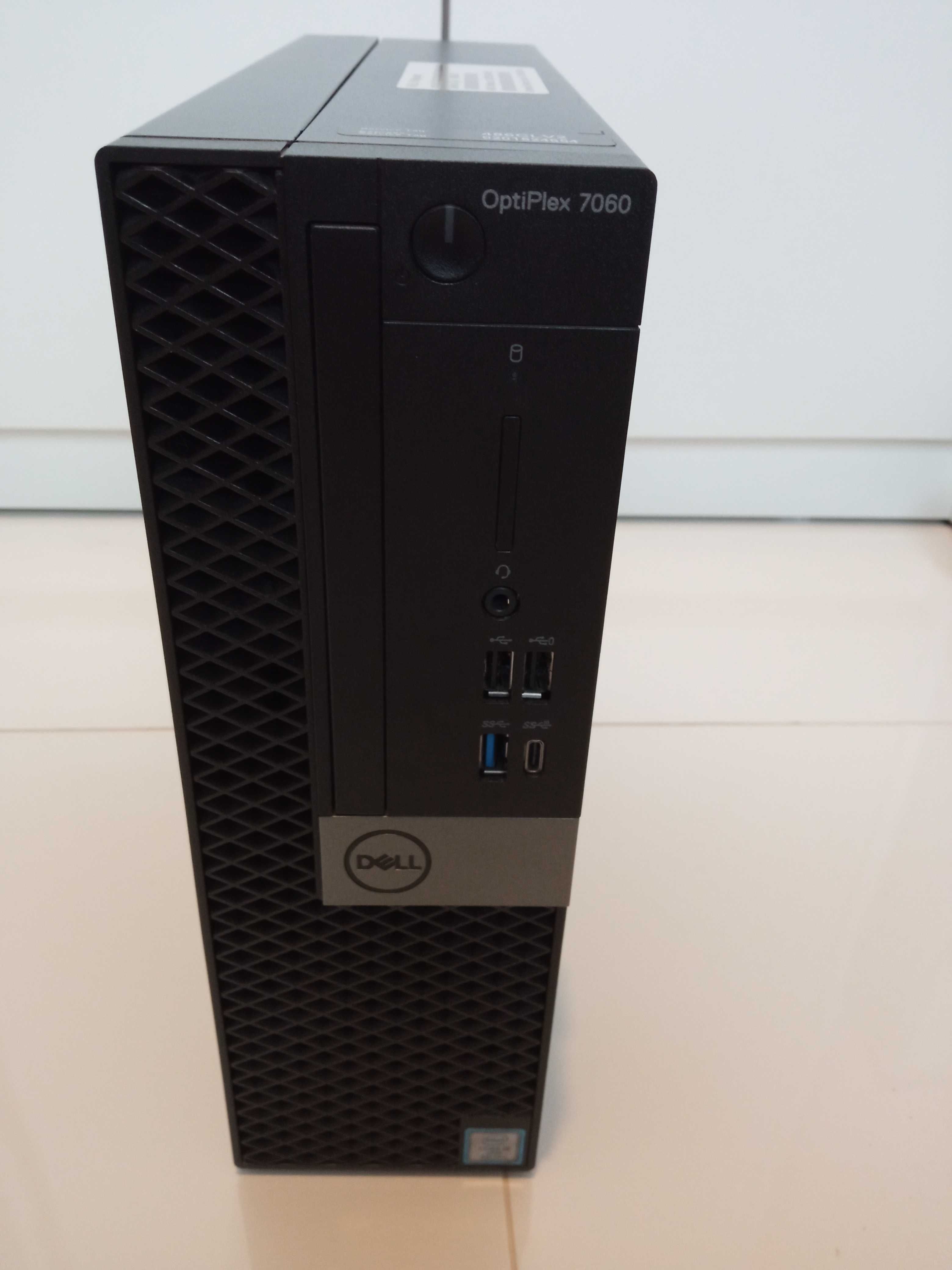 Komputer  DELL Optiplex 7060 SFF Intel i5-8500 8 GB 256 SSD Win11Pro