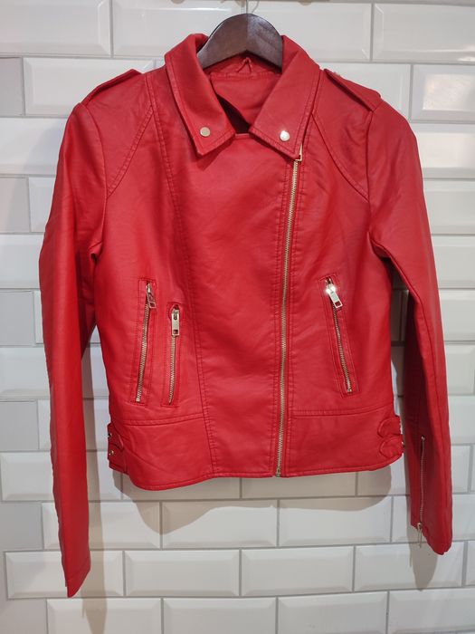 Czerwona ramoneska z eko skóry rozmiar M Born2be