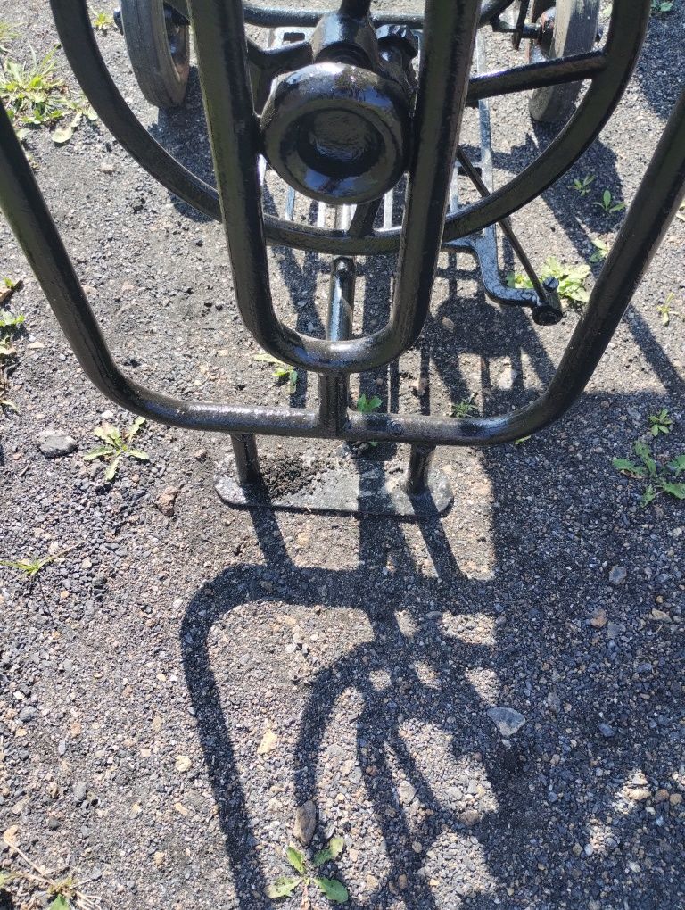 Grill ogrodowy węglowy