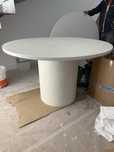Mesa em microcimento branco NOVA 130cm