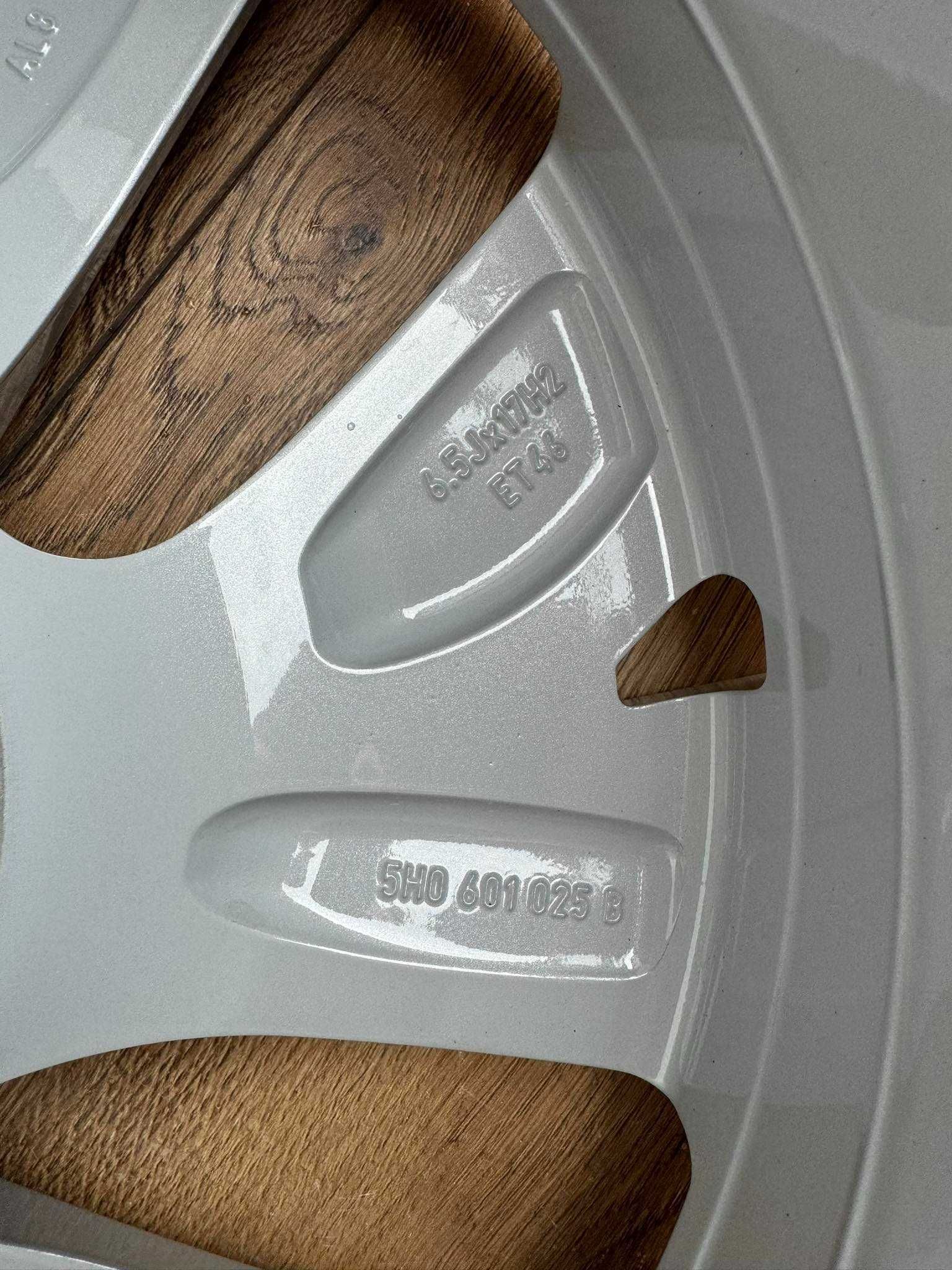 Alufelgi 5x112 r17 VW GOLF VIII VII VI V Touran Jetta Caddy Passat 156