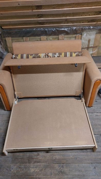 Oddam za darmo sofę rozgładaną, ogłoszenie grzecznościowe