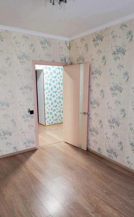 Продам  3 кім.квартиру  вул.Корольова  12-Б, Деснянський р-н, Чернігів