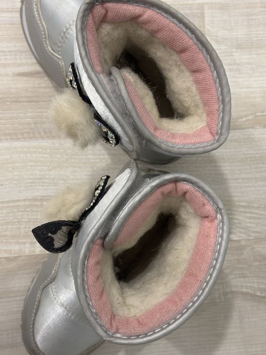 Чобітки для дівчинки р.25 (14,5 см)