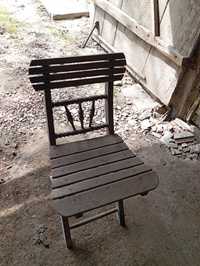 Stare krzesło z epoki
