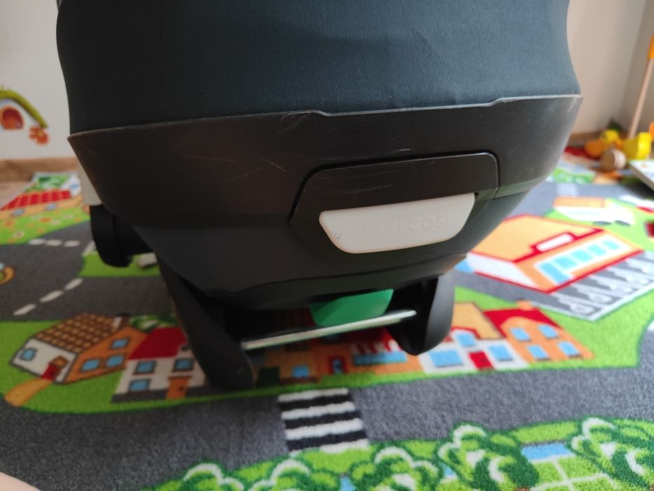 Fotelik Maxi Cosi Peble 360° z bazą ISOFIX