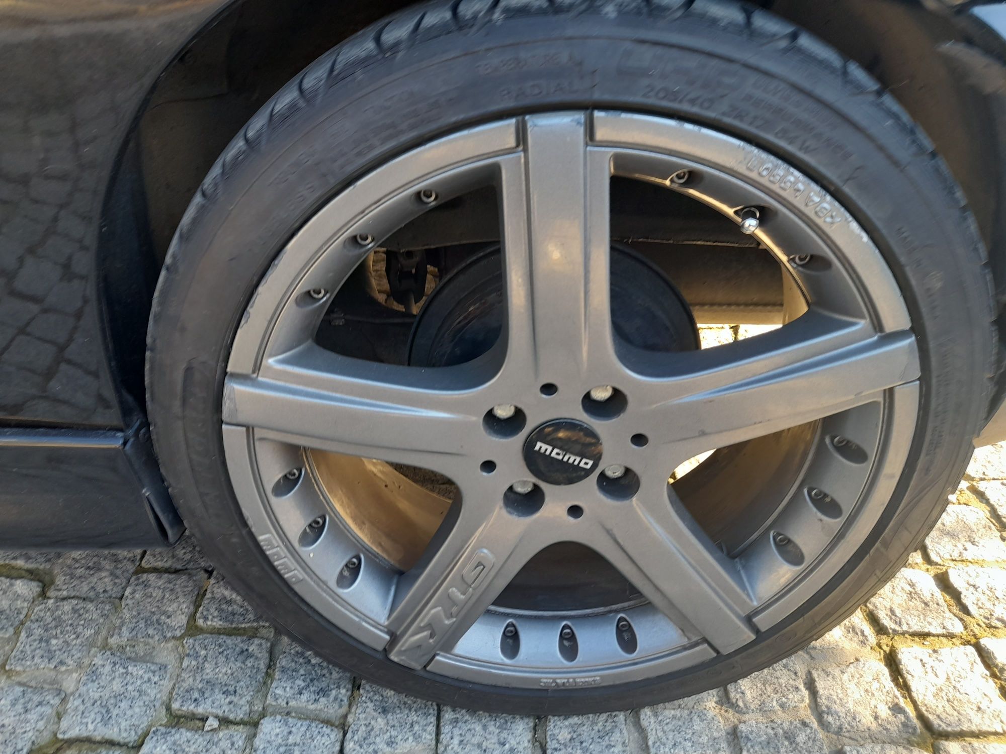 Jantes 17 momo gtr