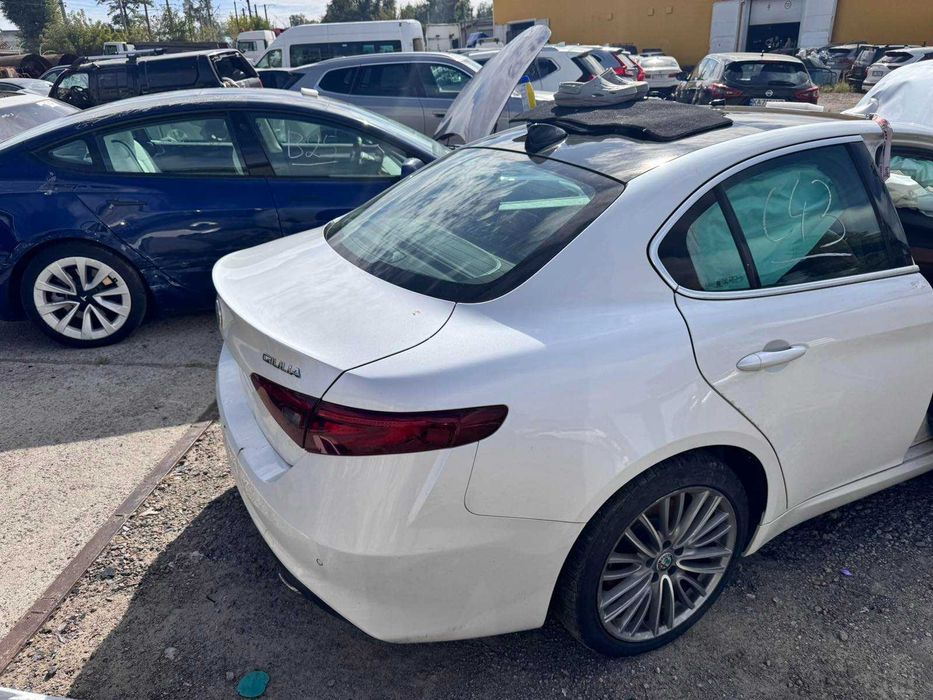 Alfa Romeo Giulia четверть перед зад ліва права разборка