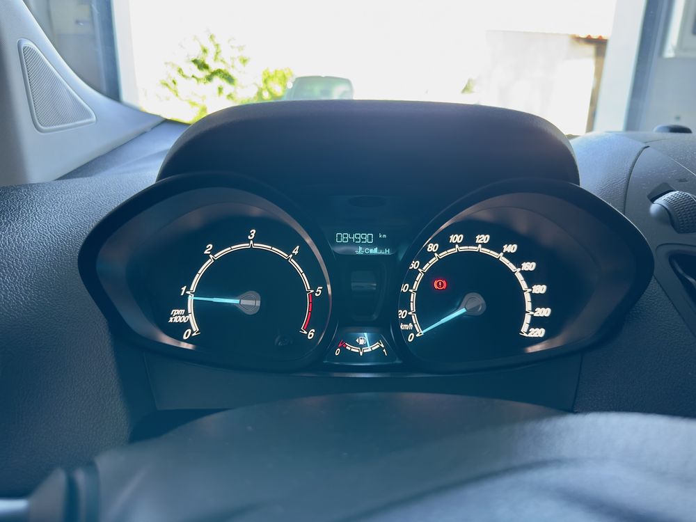 Ford Transit COURIER