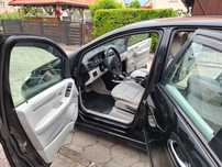 Mercedes-Benz B180