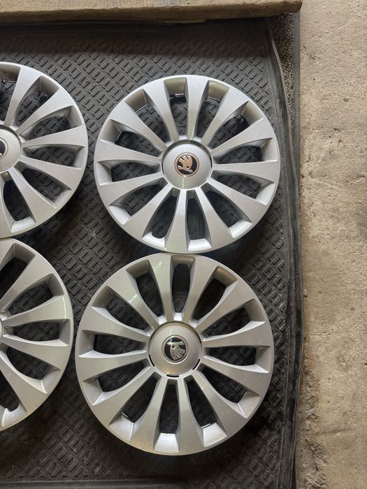 Колпаки  Skoda R15 оригинал 4шт