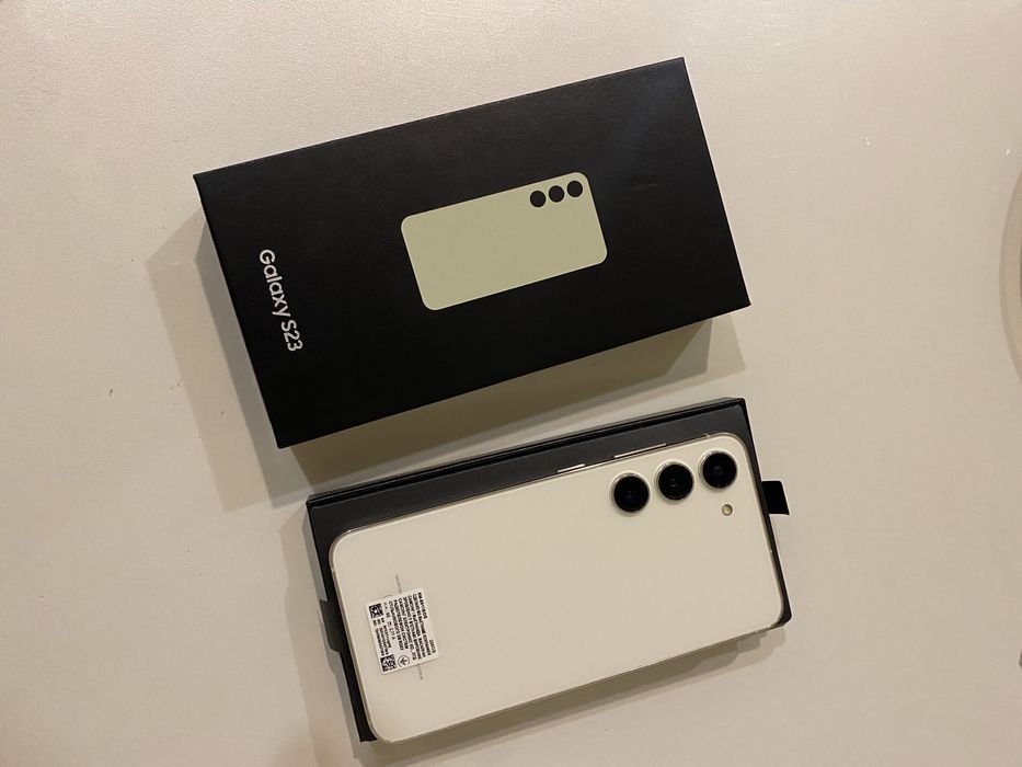 Samsung S23 8/256 Офіційний Ідеальний