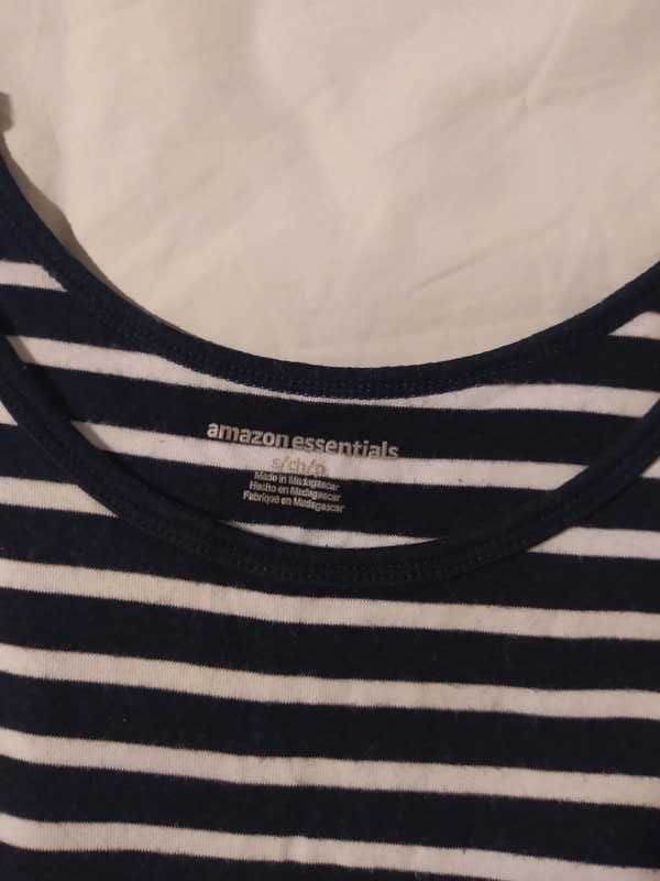 Blusa Alças Riscas preta e branca Amazon Essentials