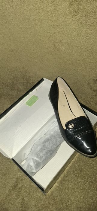 Жіночі  туфлі червоні та чорні