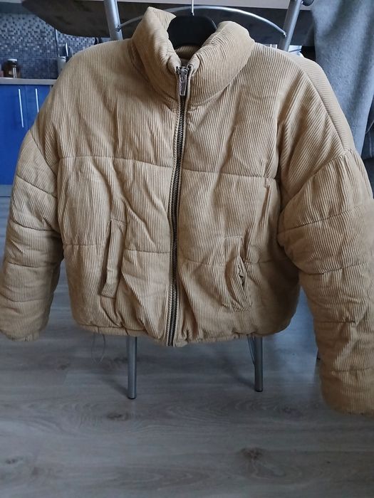 Куртка тепла осінь - зима