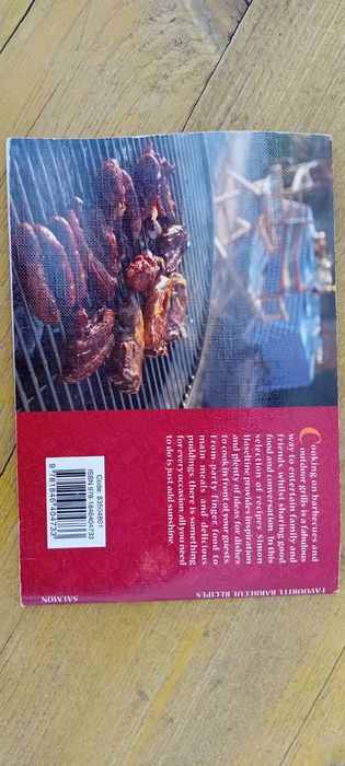Livro Favourite Barbecue Recipes de J Salmon