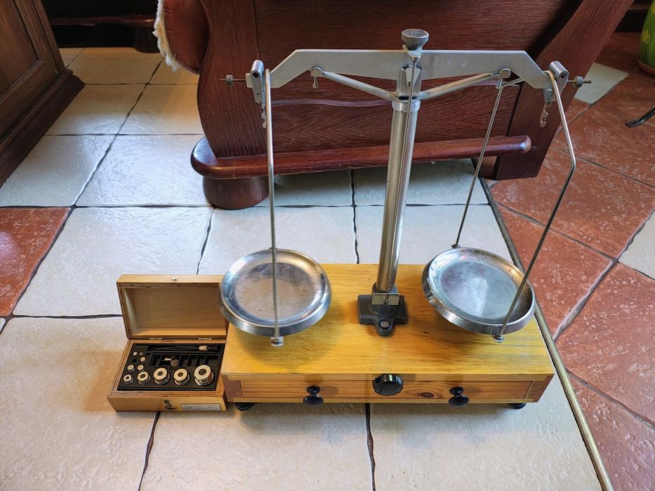 Waga szalkowa apteczna