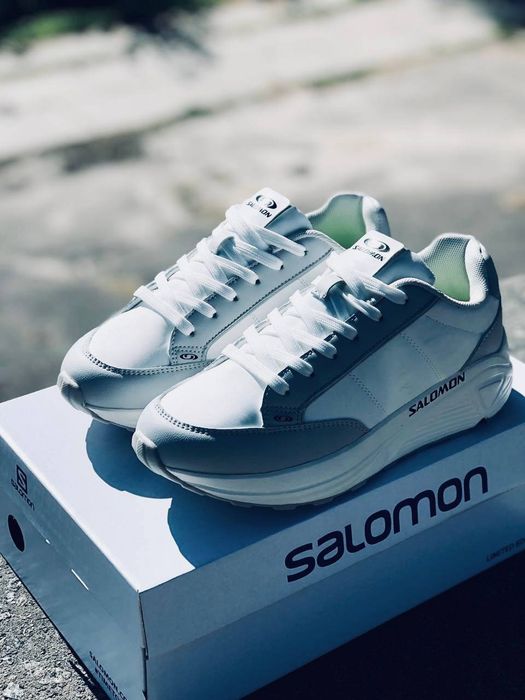 Женские осенние кроссовки Salomon