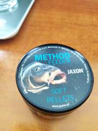Pellet haczykowy - Jaxon Method Feeder Soft Pellets - Miód 45g
