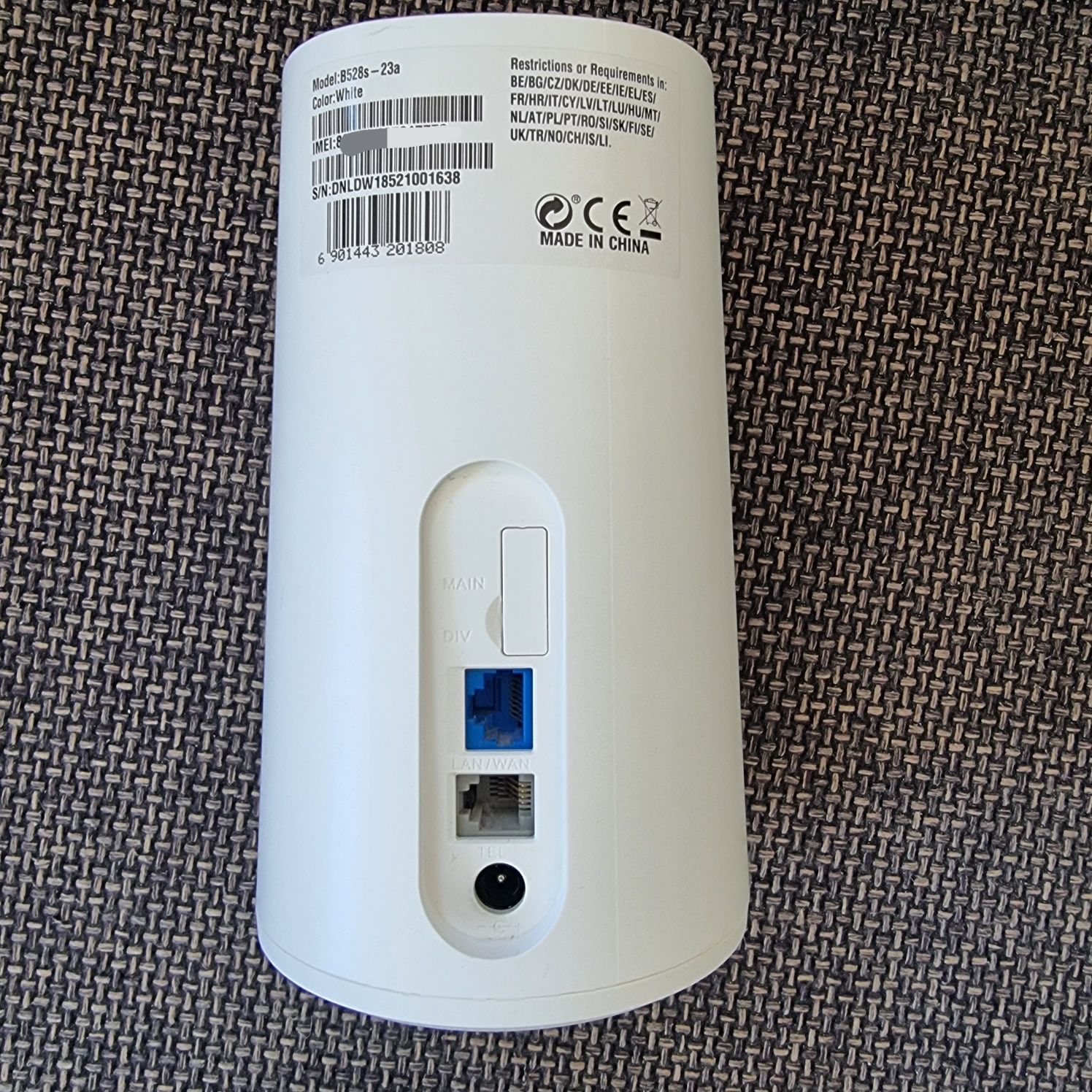 Router huawei B528s modem LTE 4G na kartę SIM 300 Mbps domowy internet