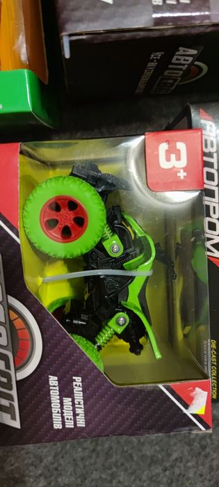 Набор машинок моделек 9 шт