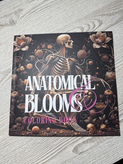Розмальовка Anatomical Blooms