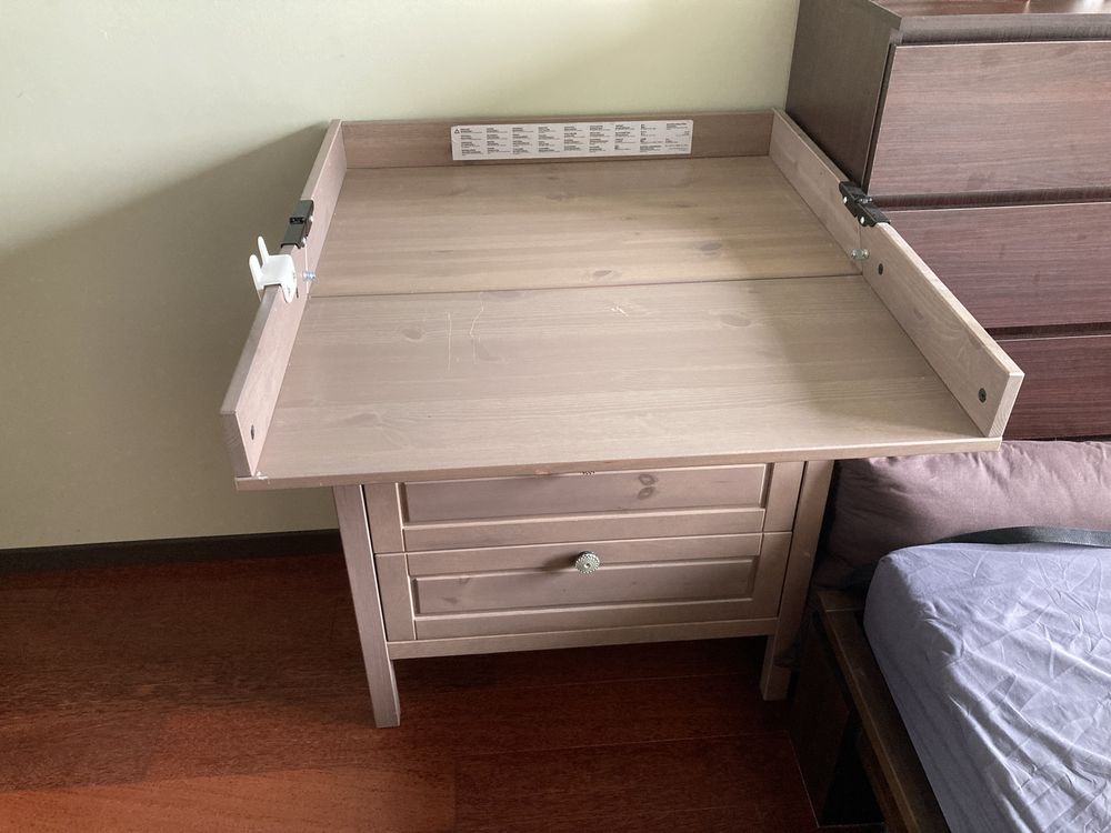 przewijak Ikea Sundvik komoda brąz drewno wygodny rozkladany