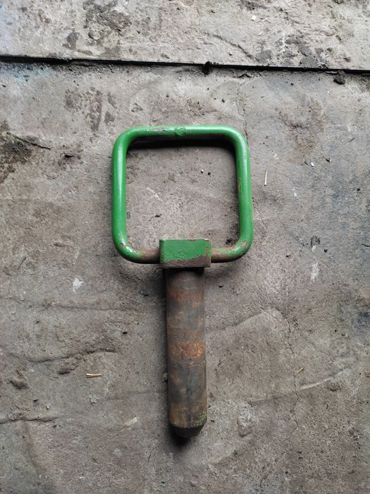 Палець тягового дижла Джон дир