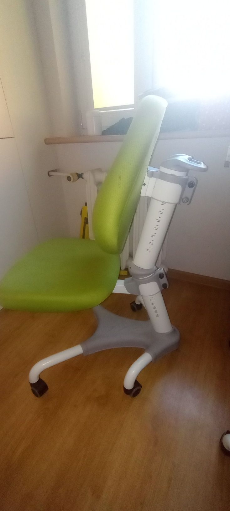 Krzesło ergonomiczne,wzrost 90-160cm