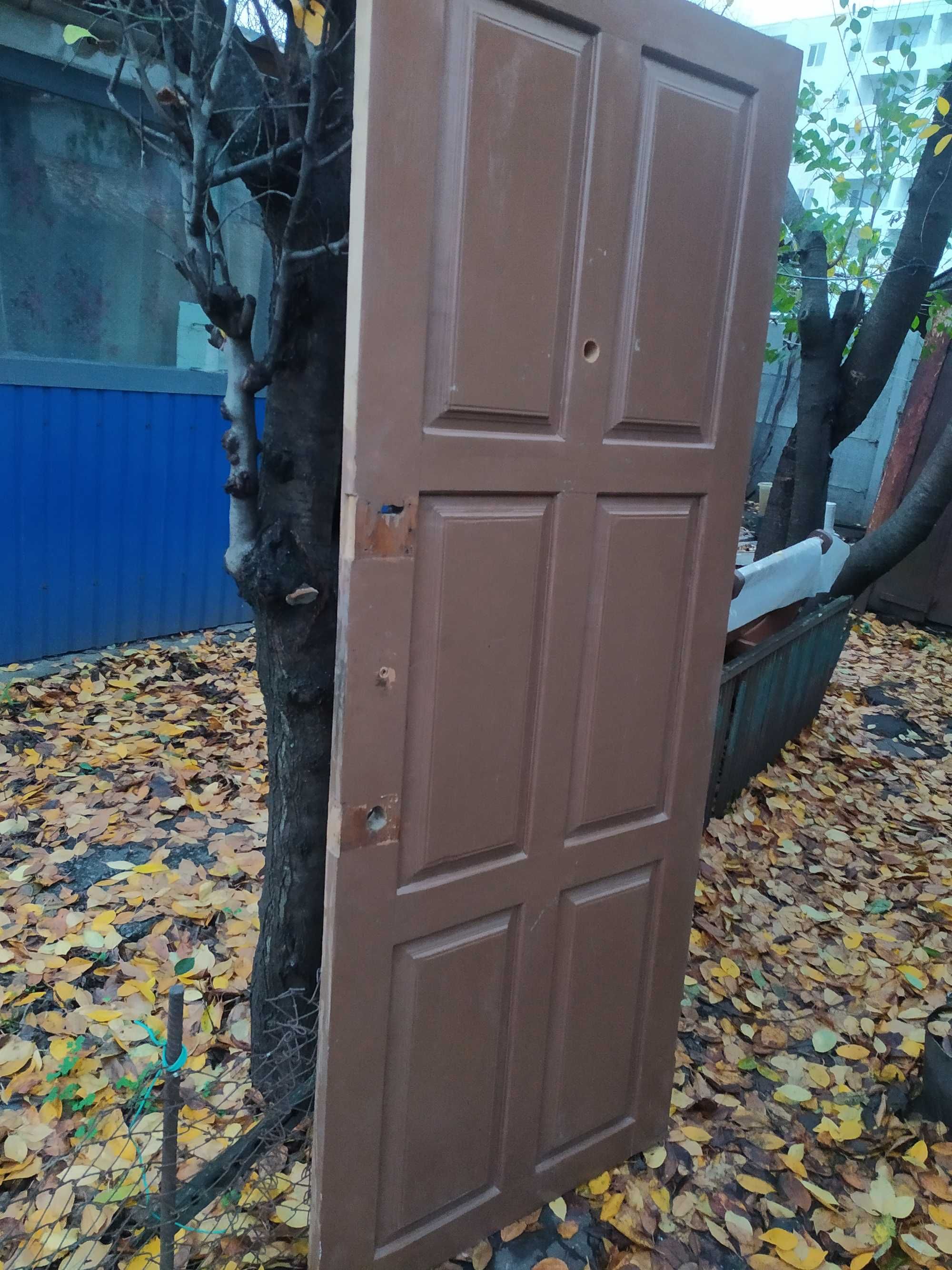 Дверь входная из дуба под реставрацию
