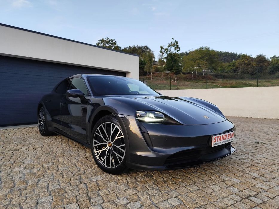 Porsche Taycan Sport Turismo 4S