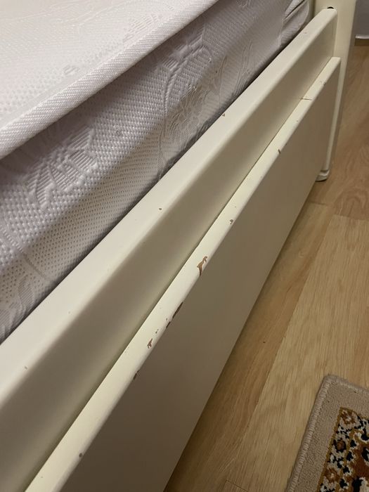 Ліжко односпальне з шухлядами та матрацом