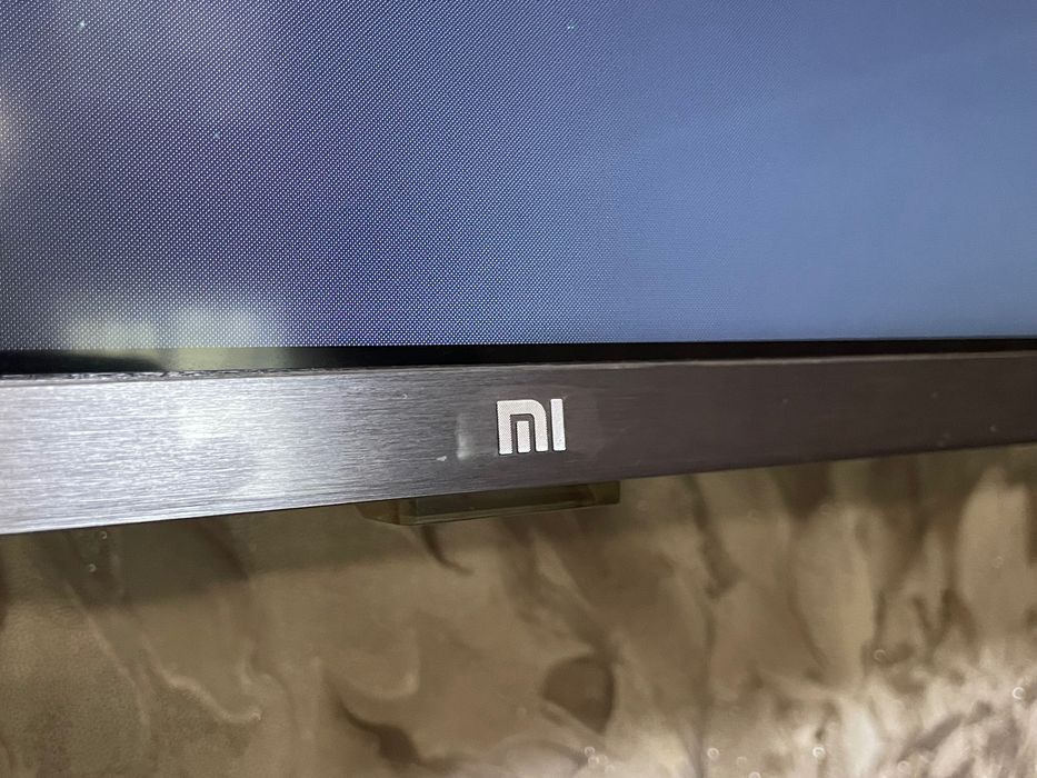 Продам Smart TV телевизор 55 дюймов