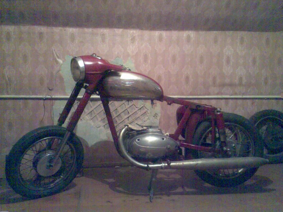 Продам или поменяю на европейский скутер ЯВУ-250 (559) 64 года выпуска