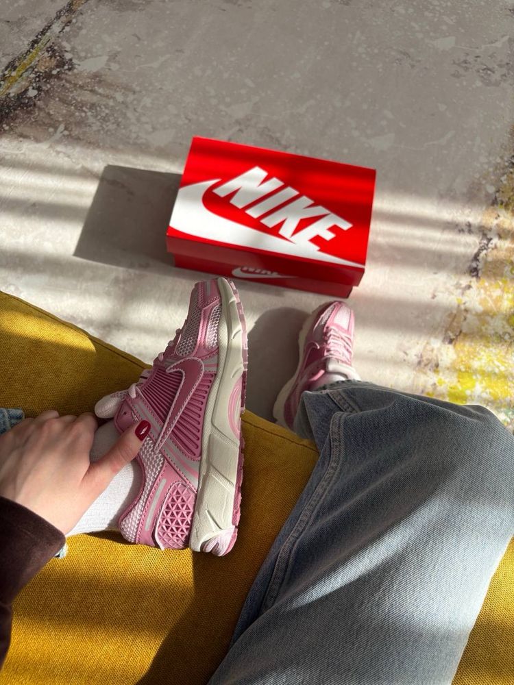 Nike Air Zoom Vomero 5 Elemental Pink