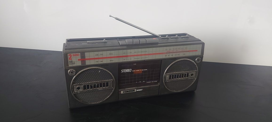 Magnetofon condor 857