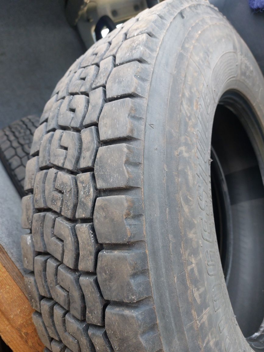 Opony 275/80 R22.5