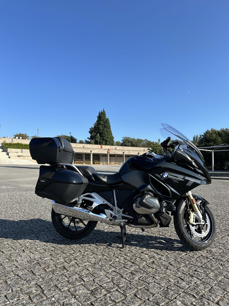 BMW R 1250 RT  trilpe black muito estimada