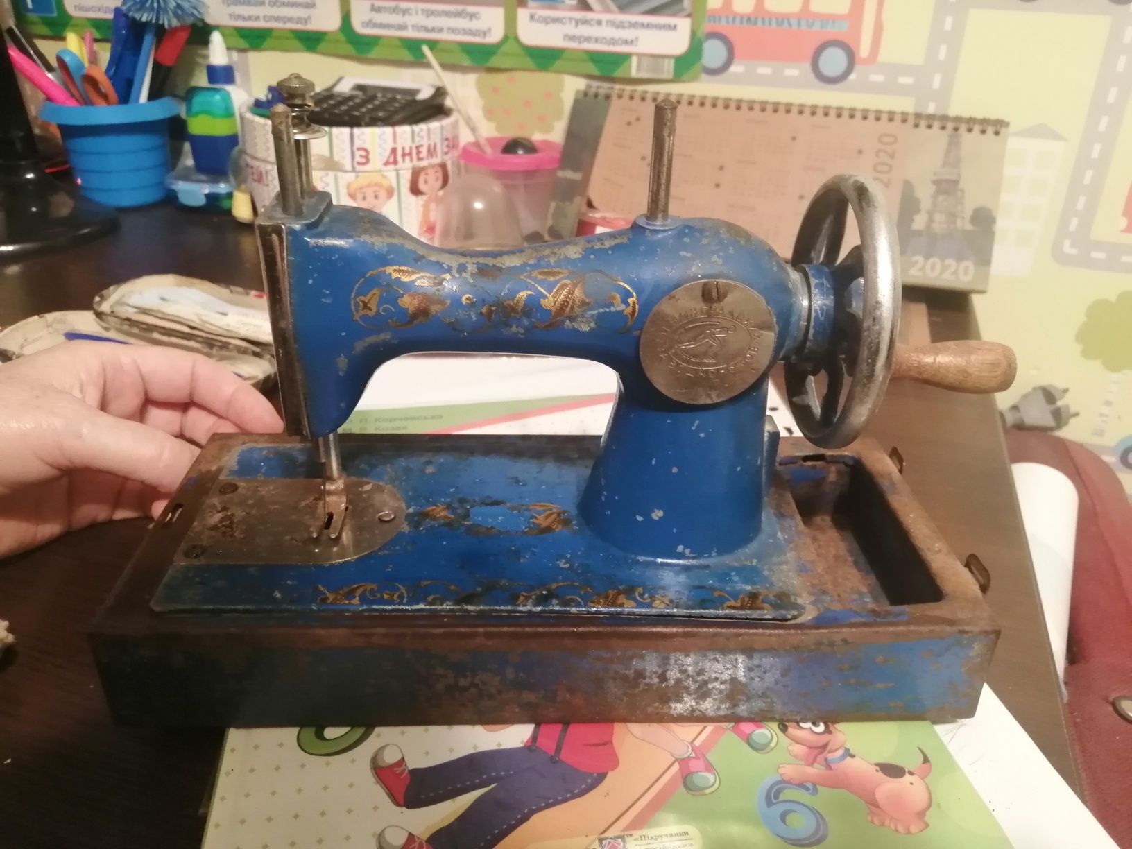 Антиквариат детская швейная машинка