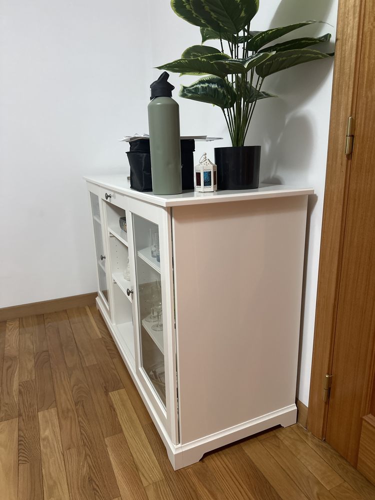 Aparador de sala branco