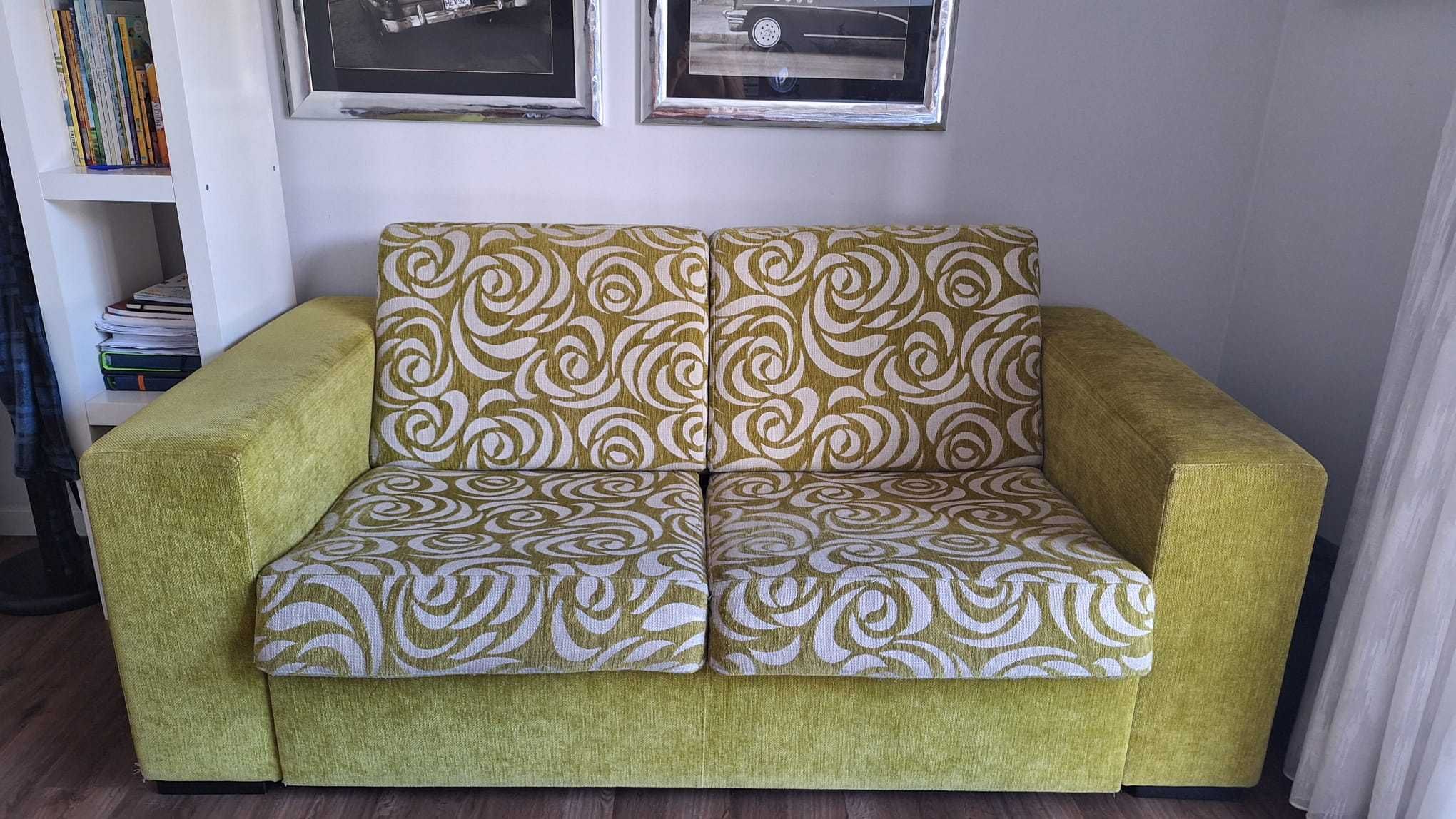 Sofá-cama 2 lugares casal em tecido com colchão incluído