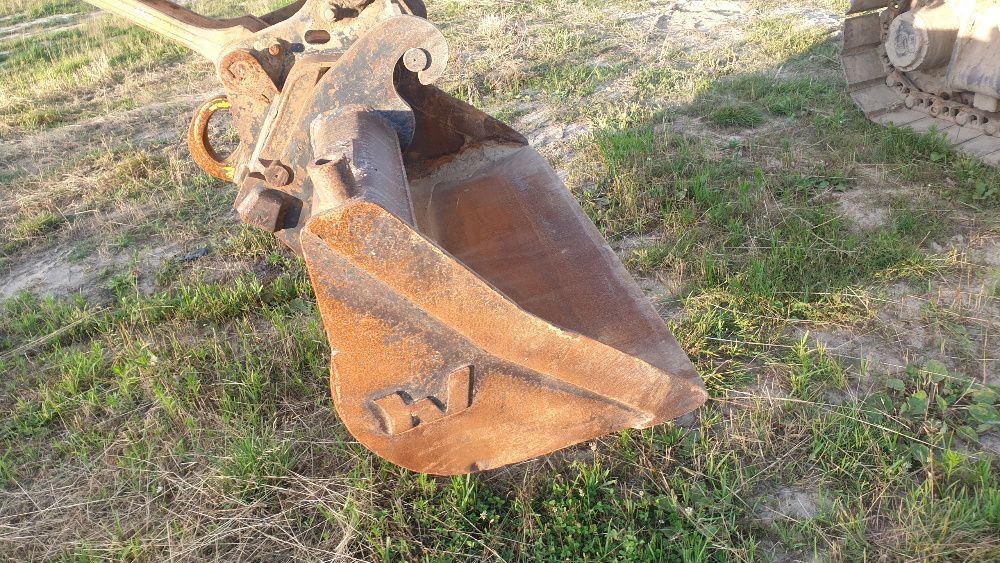 koparka case 988 części 888 łyżka skarpowa sztywna na verachtert 2m