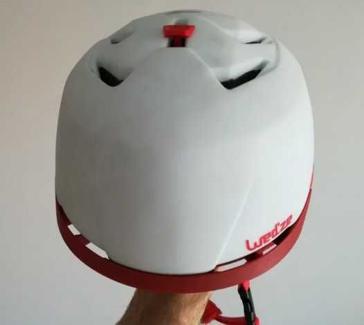 Kask narciarski/snowboardowy dziecięcy WED'ZE roz. 53-56cm, waga 400g