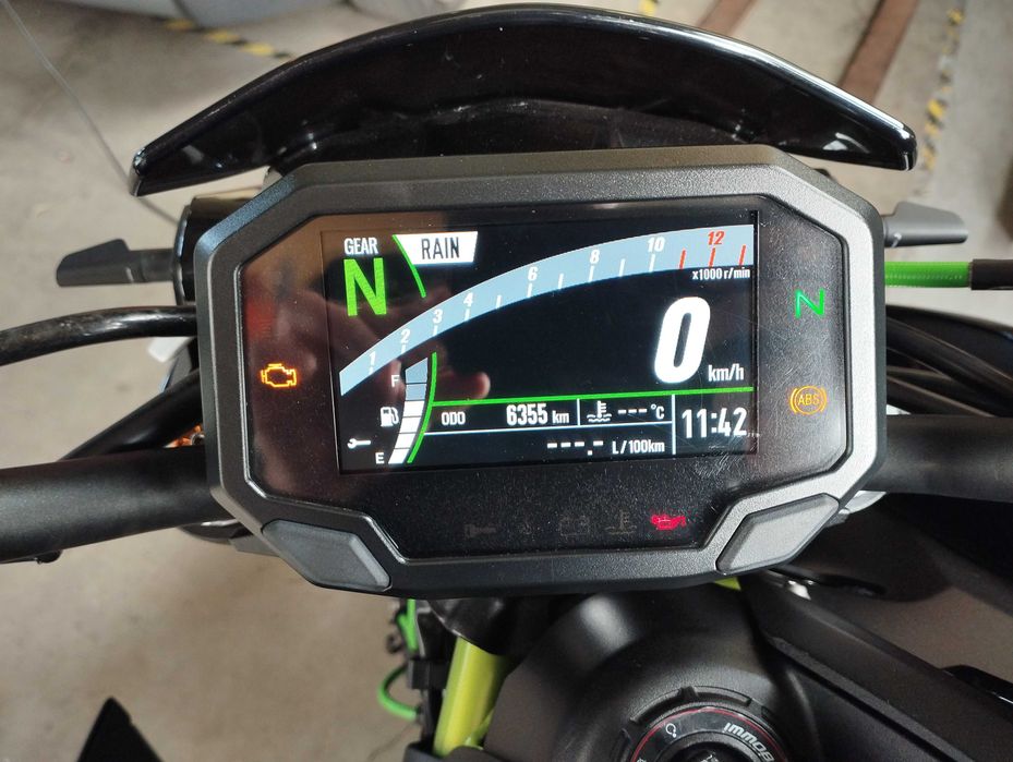 Kawasaki Z900 Performance Full Extras