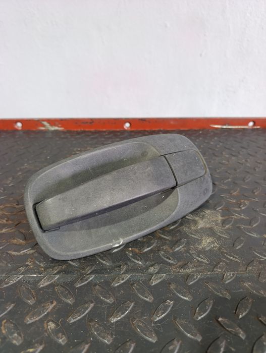 Puxador Porta Traseira Renault Trafic II e Opel Vivaro B