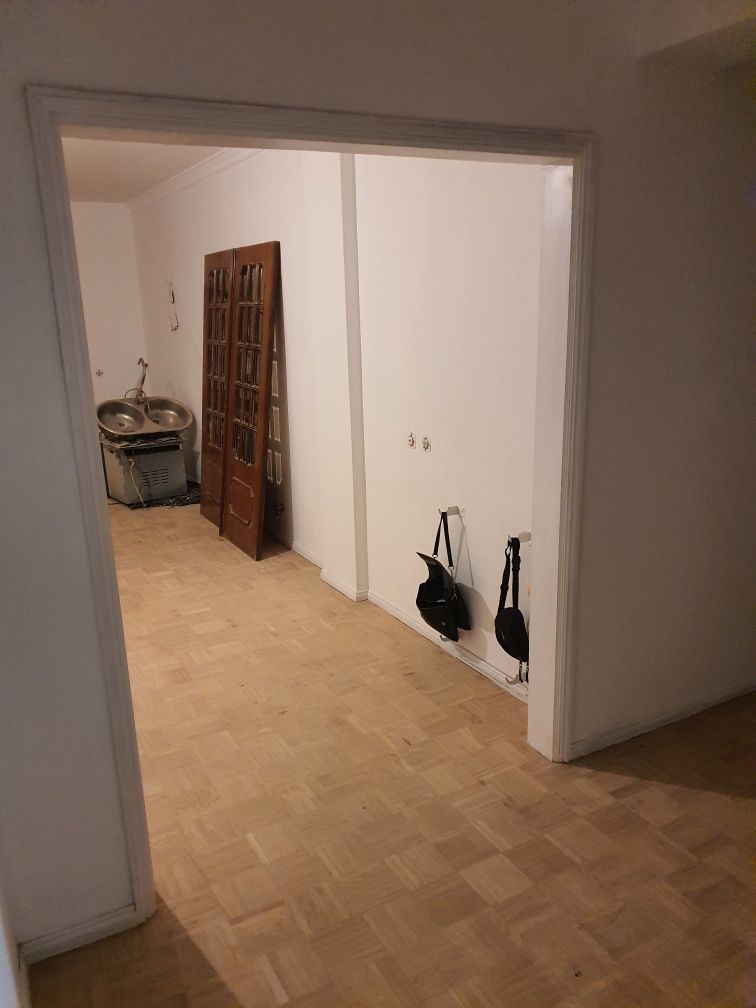 Dupla de portas em Madeira