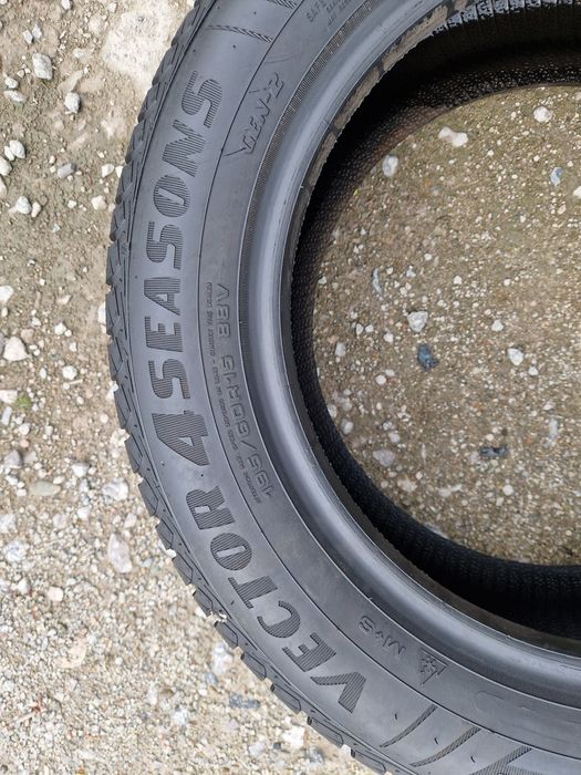 Opony wielosezonowe Goodyear Vector 4Seasons Gen-2 195/60r15 (88V)