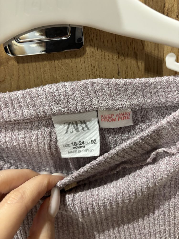 Legginsy prążkowane
